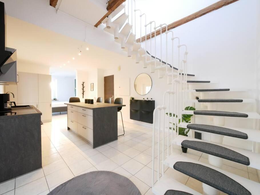 110 M2, Dachterrasse, Kueche, Zentral, Ruhige Lage Daire Paderborn Dış mekan fotoğraf